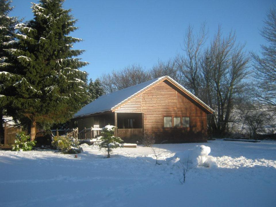 Fir Tree Lodge *